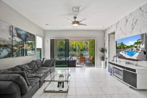 8655 NW 39th Court, Coral Springs FL - photo 12 of 45