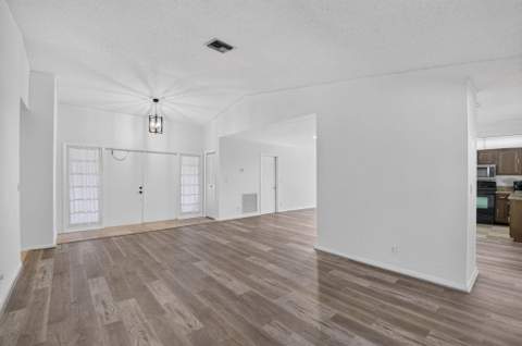 17667 Pine Needle Terrace, Boca Raton FL - photo 7 of 40