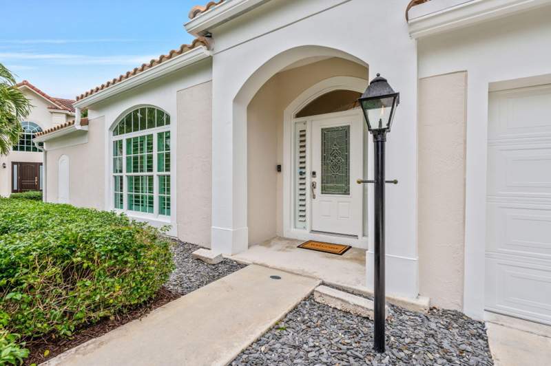 4 bedroom Single Family Residence at 10223 Hunt Club Lane, Gardens Hunt Club, Palm Beach Gardens — photo 4