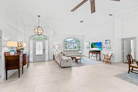 10223 Hunt Club Lane, Palm Beach Gardens FL - photo 8 of 58