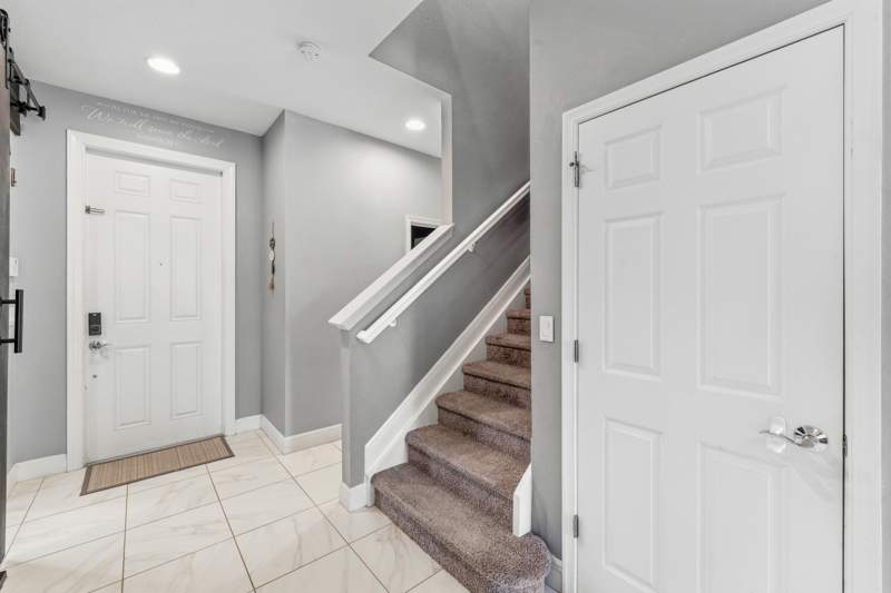 4 bedroom Single Family Residence at 1327 NW Leonardo Circle, Vizcaya Falls Plat 1, Port St. Lucie — photo 5