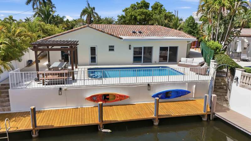 4 bedroom Single Family Residence at 3316 NE 40th Court, Bermuda-Riviera Sub Of Galt, Fort Lauderdale — photo 2