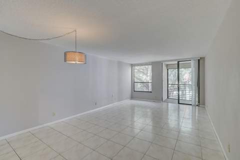 6751 N University Drive #302, Tamarac FL - photo 7 of 44