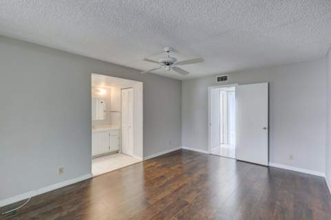 6751 N University Drive #302, Tamarac FL - photo 19 of 44