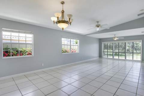 10870 SW Dardanelle Drive, FL - photo 17 of 68