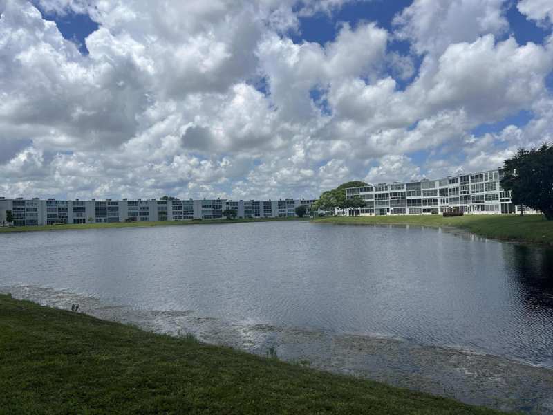 2 bedroom Condominium at 4053 Harwood #4053, Harwood E Condo, Deerfield Beach — photo 1