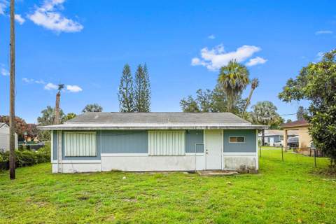 2313 N 44th Street, Fort Pierce FL - photo 15 of 17