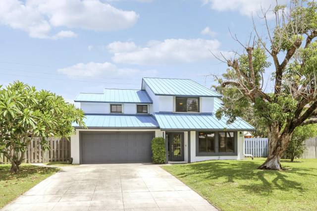 1119 RAINWOOD Circle