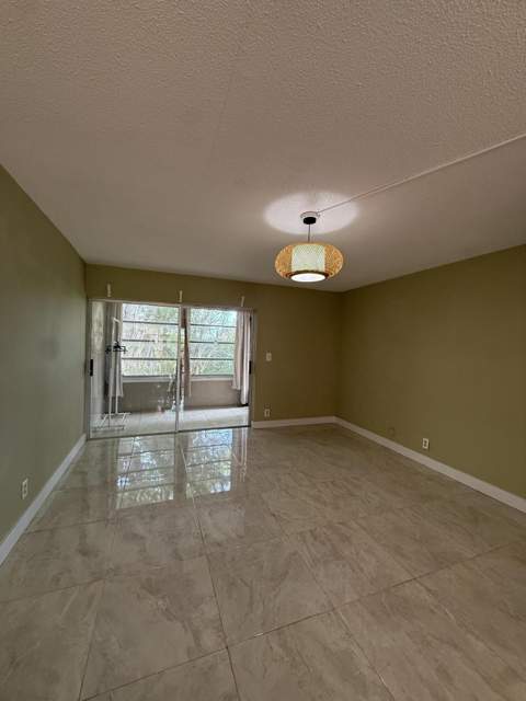 22 Golfs Edge #B, West Palm Beach FL - photo 7 of 28