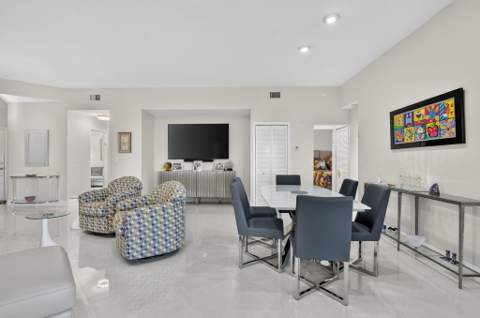 7535 La Paz Boulevard #306, Boca Raton FL - photo 7 of 37