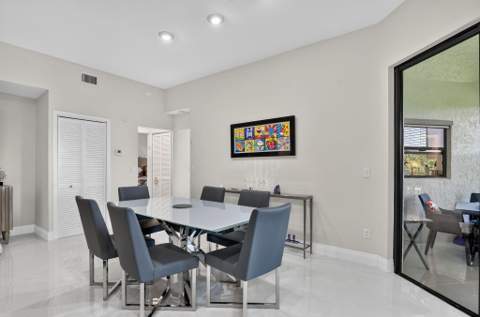 7535 La Paz Boulevard #306, Boca Raton FL - photo 8 of 37