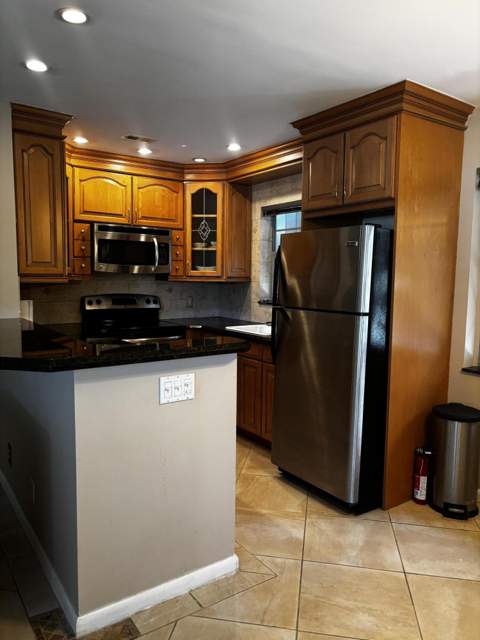13 Chatham A, West Palm Beach FL - photo 11 of 17