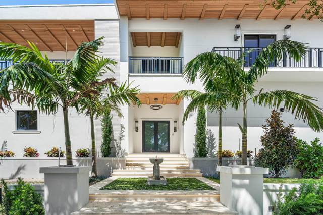 7935 S Flagler Drive