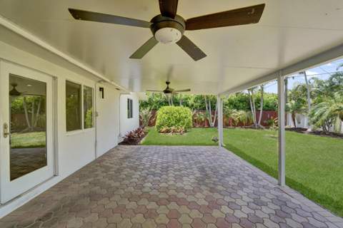 1745 NE 36th Street, Oakland Park FL - photo 10 of 44