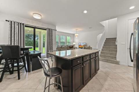 8899 Willow Cove Lane, Lake Worth FL - photo 9 of 35