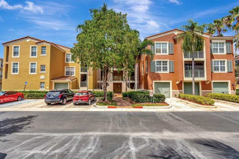 2 bedroom Condominium at 11760 Saint Andrews Place #204, St Andrews At Polo Club Condo, Wellington — photo 1