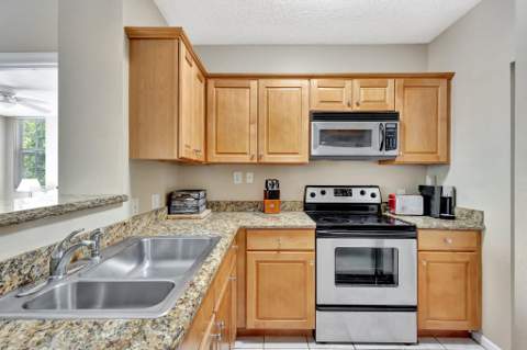 11760 Saint Andrews Place #204, Wellington FL - photo 10 of 40