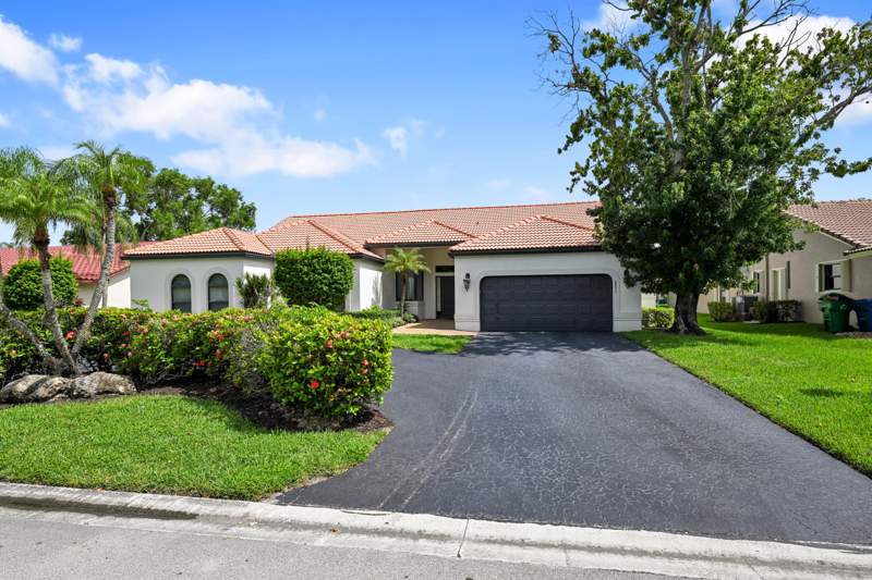 4 bedroom Single Family Residence at 8571 NW 53rd Court, Pine Ridge, Coral Springs — photo 2