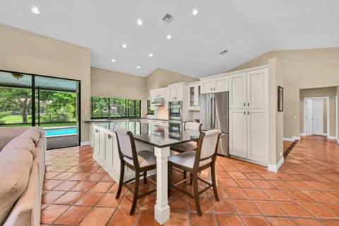 8571 NW 53rd Court, Coral Springs FL - photo 16 of 47