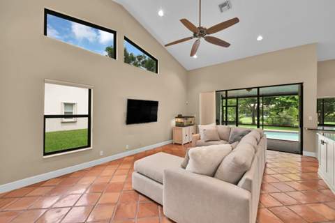 8571 NW 53rd Court, Coral Springs FL - photo 22 of 47