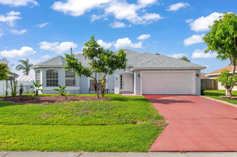 3 bedroom Single Family Residence at 2751 SW Palace Avenue, Port St Lucie Section 35, Port St. Lucie — photo 1