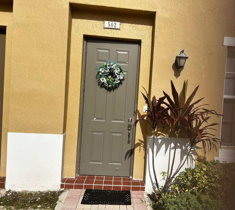 3 bedroom Townhouse at 502 SW 147th Avenue, Meadow Pines, Pembroke Pines — photo 4