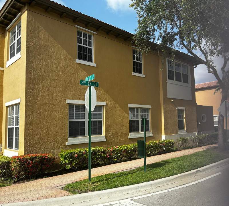 3 bedroom Townhouse at 502 SW 147th Avenue, Meadow Pines, Pembroke Pines — photo 3
