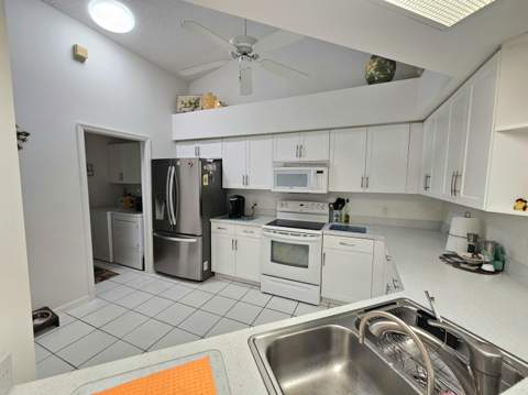 4233 SE Home Way, Port St. Lucie FL - photo 7 of 22
