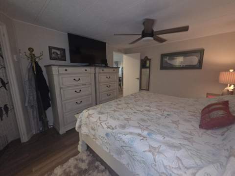 8020 SE Shenandoah Drive, Hobe Sound FL - photo 11 of 26