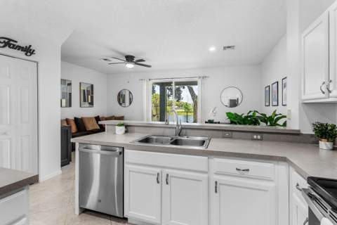 7874 Sienna Springs Drive, Lake Worth FL - photo 12 of 39