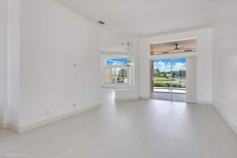 4 bedroom Single Family Residence at 780 SW Marsh Harbor Bay, Lake Charles Association, Port St. Lucie — photo 3
