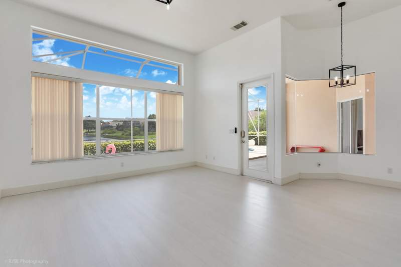 4 bedroom Single Family Residence at 780 SW Marsh Harbor Bay, Lake Charles Association, Port St. Lucie — photo 4