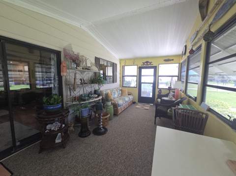 8020 SE Shenandoah Drive, Hobe Sound FL - photo 10 of 26
