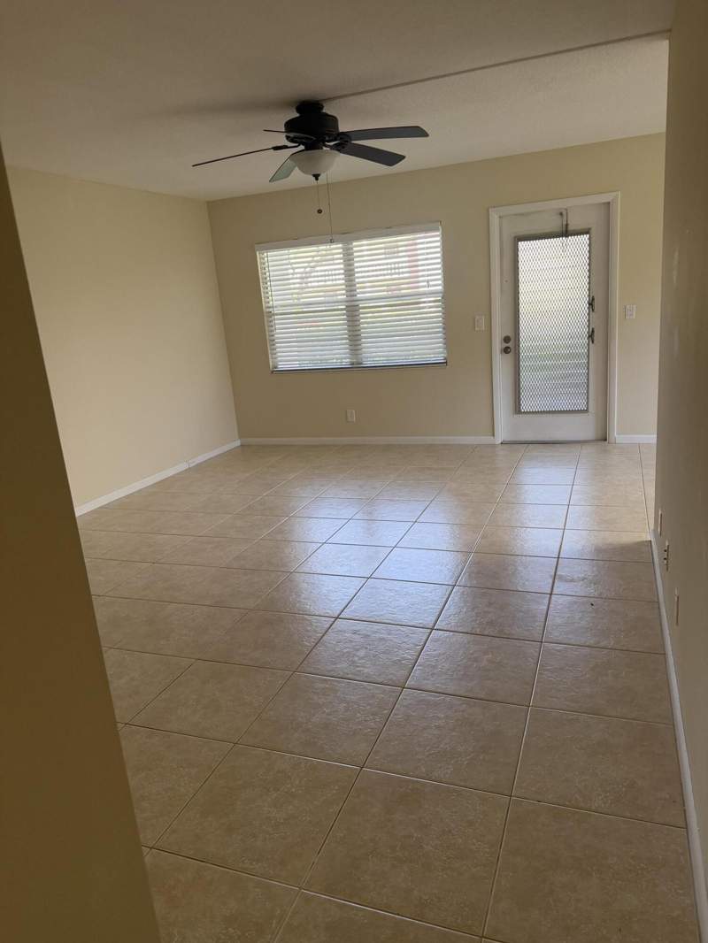 2 bedroom Condominium at 137 Fanshaw D, Century Village, Boca Raton — photo 5