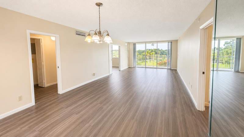 3 bedroom Condominium at 3520 Oaks Way #402, No 113 Palm-Aire Country Club, Pompano Beach — photo 2