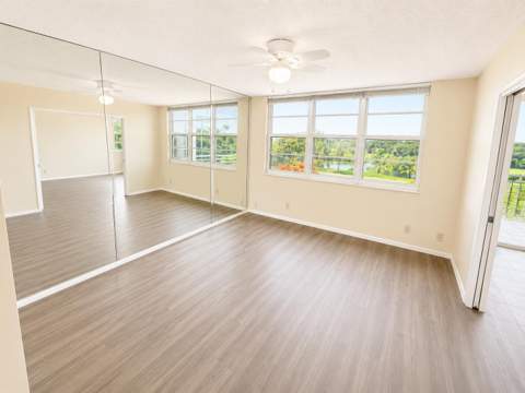 3520 Oaks Way #402, Pompano Beach FL - photo 7 of 15