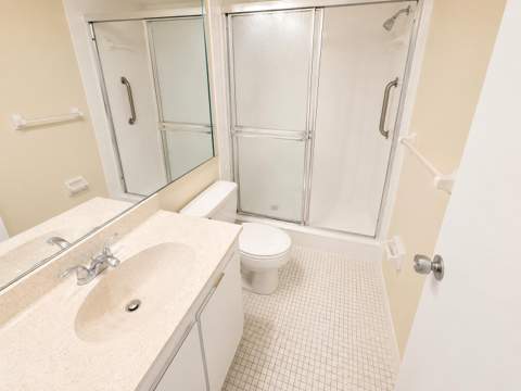 3520 Oaks Way #402, Pompano Beach FL - photo 9 of 15