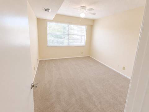 3520 Oaks Way #402, Pompano Beach FL - photo 10 of 15