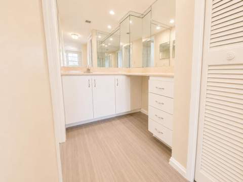 3520 Oaks Way #402, Pompano Beach FL - photo 12 of 15