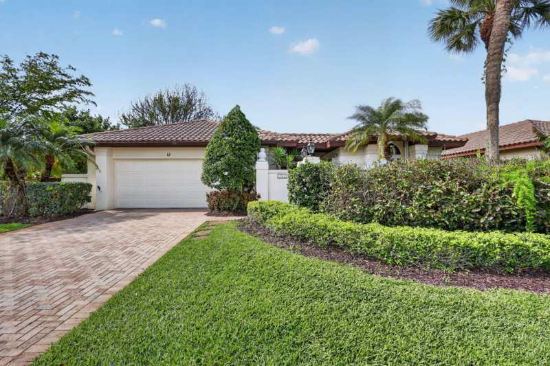 3 bedroom Single Family Residence at 5422 SE Meredith Terrace, Mariner Sands Country Club, Stuart — photo 1