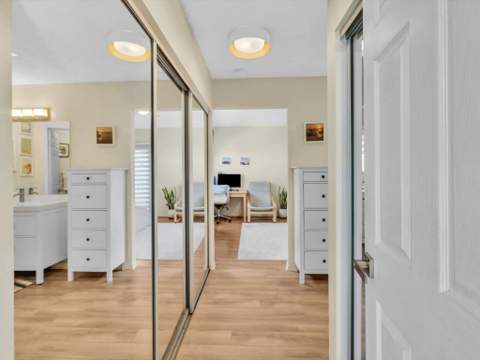 8 Hawthorne Lane, Boynton Beach FL - photo 11 of 77