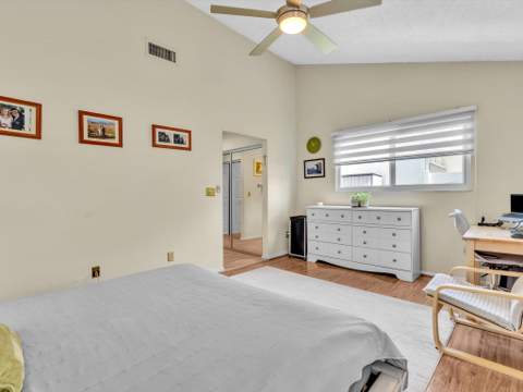 8 Hawthorne Lane, Boynton Beach FL - photo 19 of 77