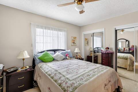 7105 NW 68th Avenue, Tamarac FL - photo 16 of 34