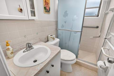 7105 NW 68th Avenue, Tamarac FL - photo 19 of 34