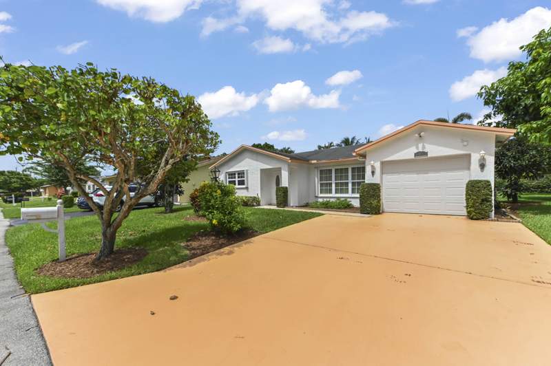 2 bedroom Single Family Residence at 6387 Summer Sky Lane, Lucerne Homes East, Greenacres — photo 3