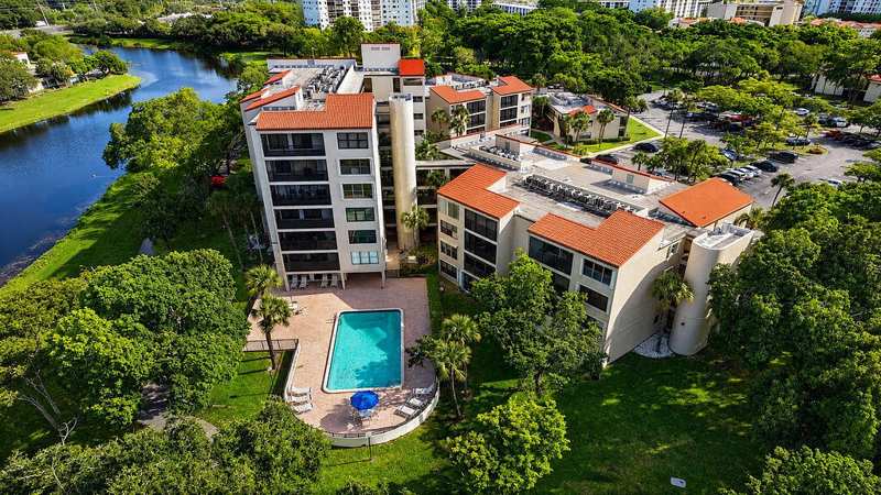 2 bedroom Condominium at 2322 S Cypress Bend Drive #311, Cypress Bend I-D Condo, Pompano Beach — photo 1