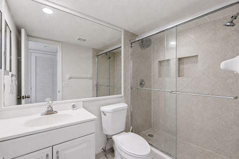 2322 S Cypress Bend Drive #311, Pompano Beach FL - photo 10 of 12
