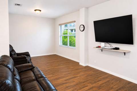 609 SW 167th Way, Pembroke Pines FL - photo 6 of 31