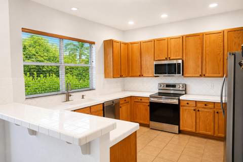 609 SW 167th Way, Pembroke Pines FL - photo 8 of 31