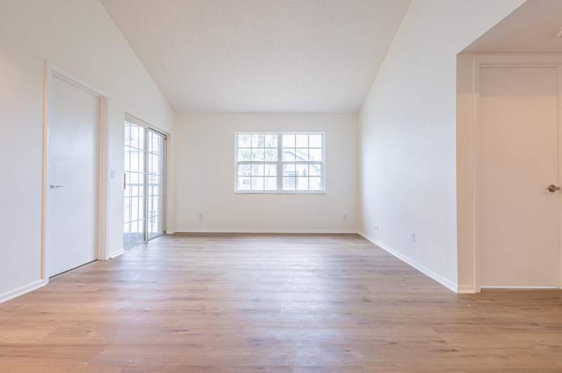2 bedroom Condominium at 1635 SE Green Acres #Dd201, Evergreen At Port St Lucie, A Condominium, Port St. Lucie — photo 3